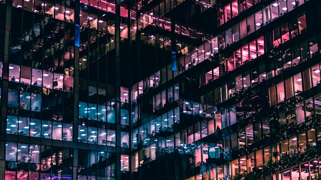 Faut-il un compte pro pour une micro entreprise ou un compte perso suffit-il ?